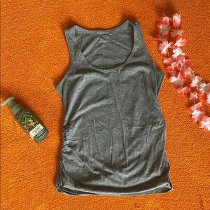 A:glow maternity tank top